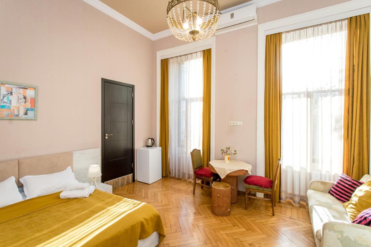 Hb Apartments Mari Brose Tbilisi Exterior photo