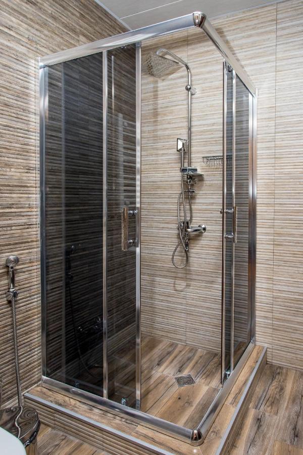 Hb Apartments Mari Brose Tbilisi Exterior photo